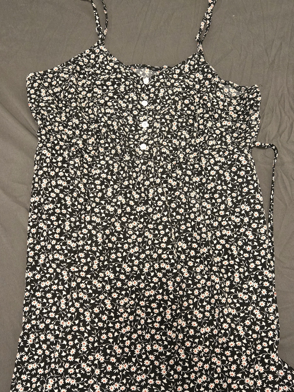 SHEIN Black Floral Spaghetti Strap Cami with Button Front